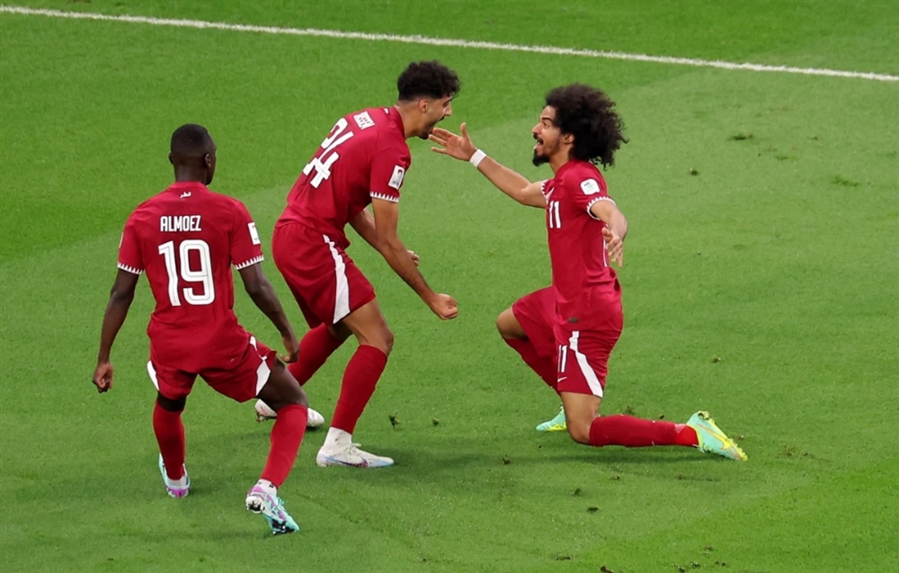 قطر تفوز على إيران وتواجه الأردن في نهائي كأس آسيا
