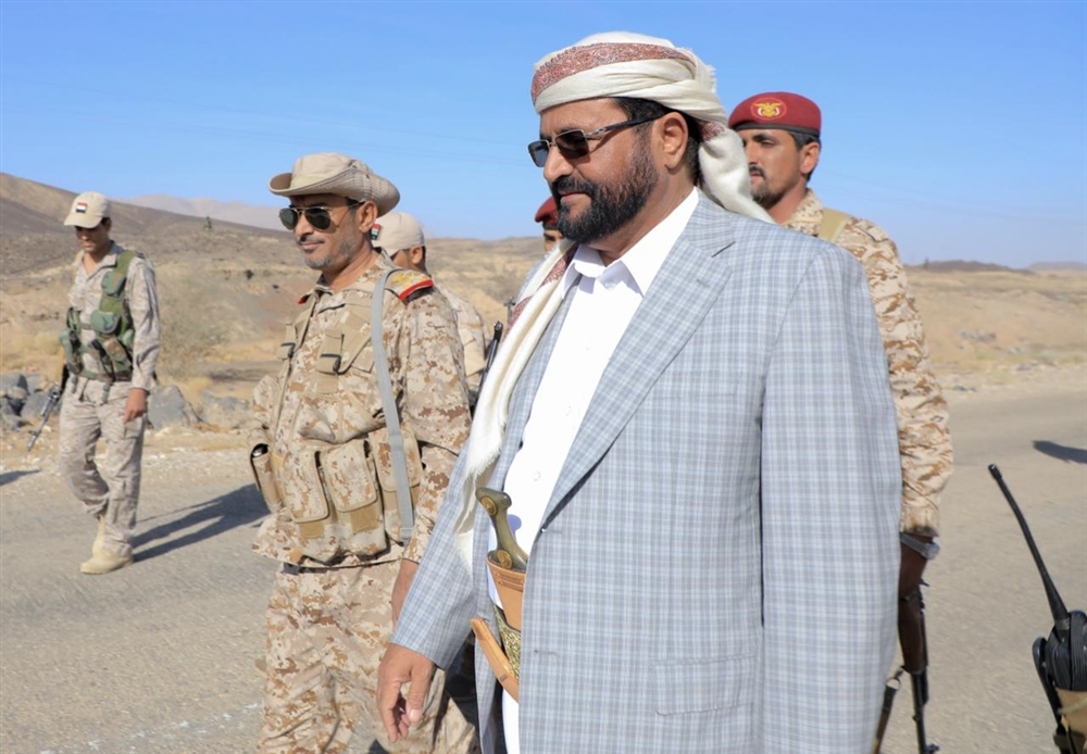 "العرادة" يعلن فتح طريق (مأرب - صنعاء ) من جانب واحد ويؤكد استعداد الشرعية لفتح الطرق الأخرى