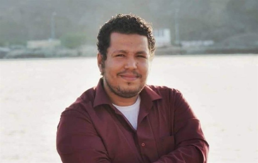 أسرة الصحفي "ماهر" تدين منع ابنها من حضور جلسة محاكمة والعفو الدولية تدعو الانتقالي لسرعة الإفراج عنه