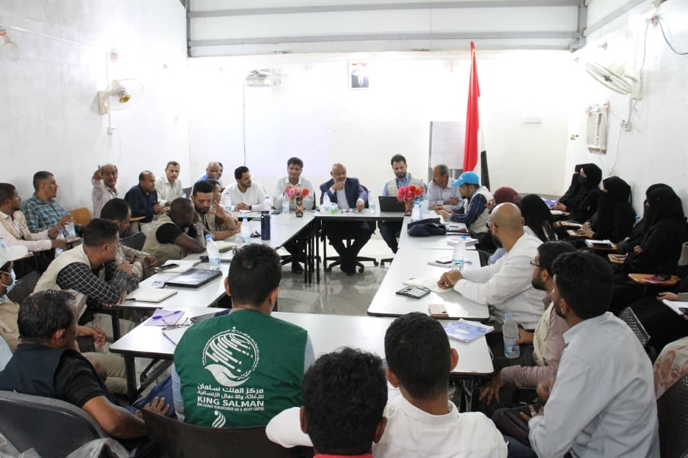 الحديدة.. توجيهات بتشكيل خلية لمواجهة الأمراض الوبائية
