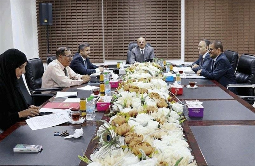 عدن.. مجلس إدارة البنك المركزي يقرر البقاء في حالة انعقاد دائم  لمواجهة تهديدات الحوثيين
