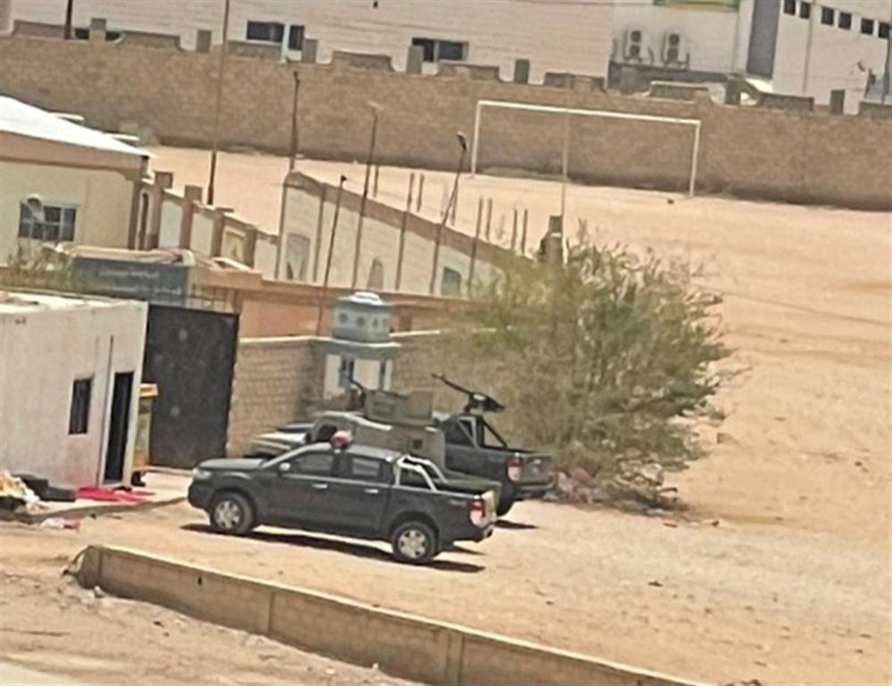 حضرموت.. قوة عسكرية تقتحم مكتب الشباب والرياضة بهدف فرض مدير آخر والوزارة تدين تصرفات السلطة المحلية