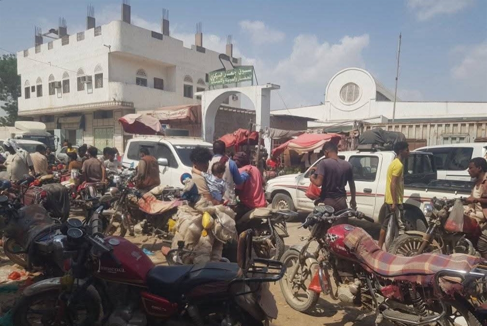 أبين.. إصابة 7 مواطنين بينهم طفل في اشتباكات بسوق شعبي في خنفر