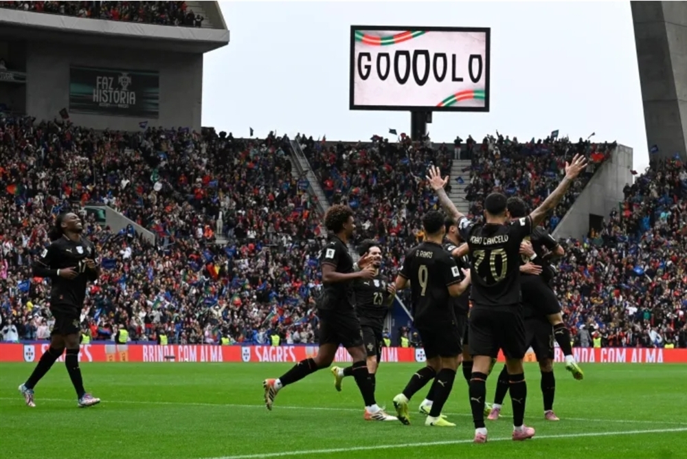 البرتغال تتأهل لكأس العالم بفوز ساحق على أرمينيا