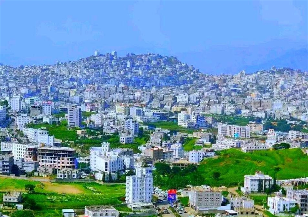إب.. مقتل ثلاثة من أسرة واحدة إثر خلاف أسري