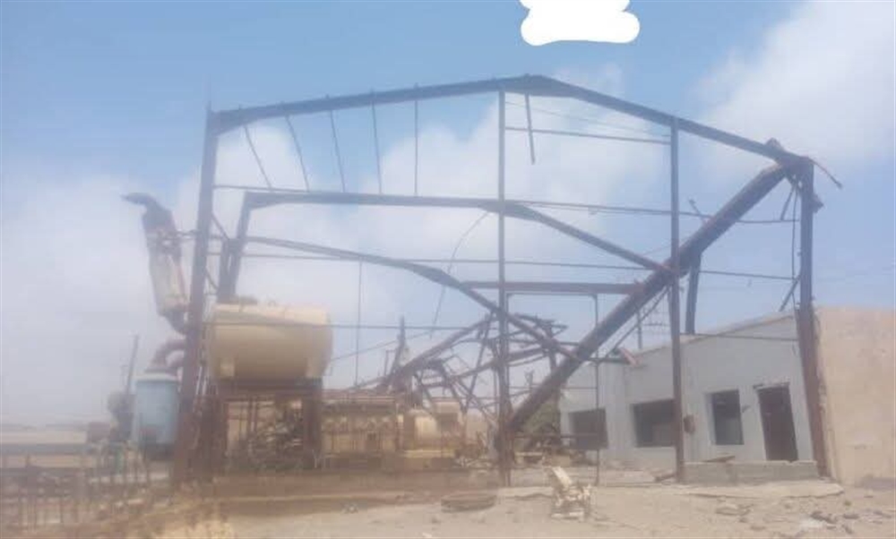الحديدة.. مسلحون حوثيون يقتحمون محطة كهرباء وينهبون مولداتها