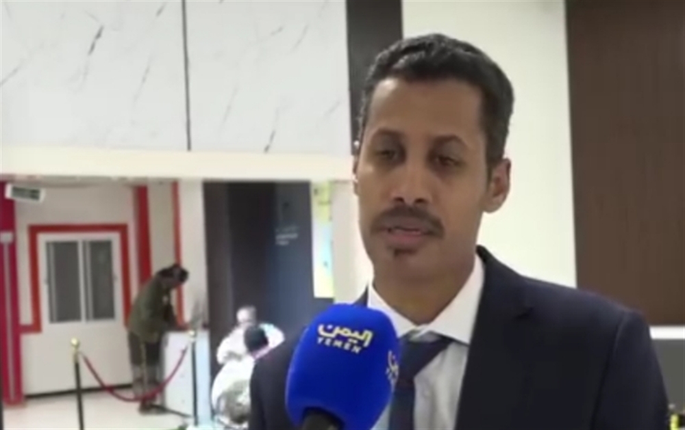 ناشط حقوقي يروي تفاصيل اختطافه واحتجازه في سجن مطار الريان بالمكلا