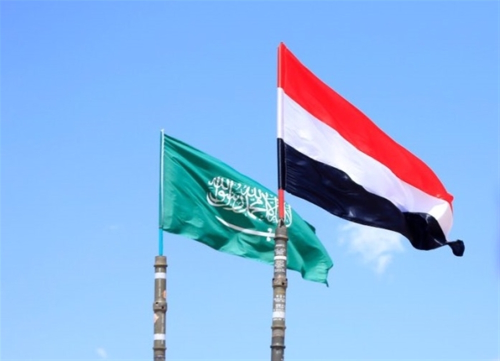 الحكومة تدين الهجمات الإيرانية وتؤكد: أمن السعودية جزء لا يتجزأ من أمن اليمن