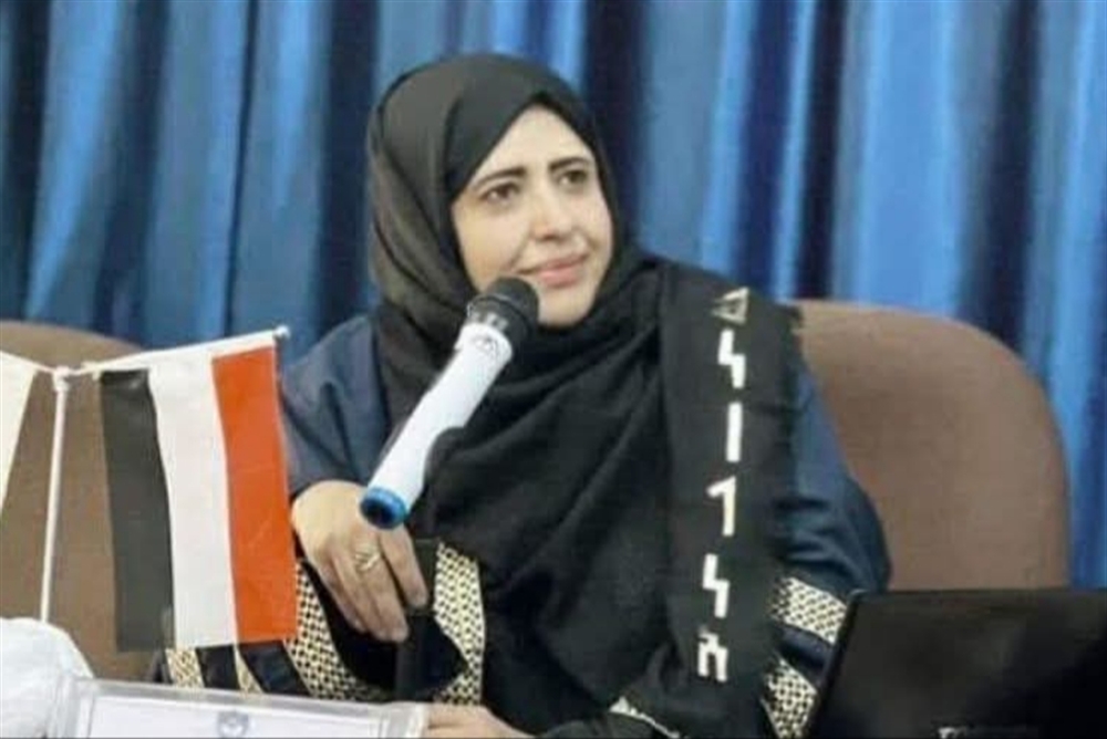 شبكة حقوقية تندد باستمرار أخفاء الحوثيين للأكاديمية أشواق الشميري