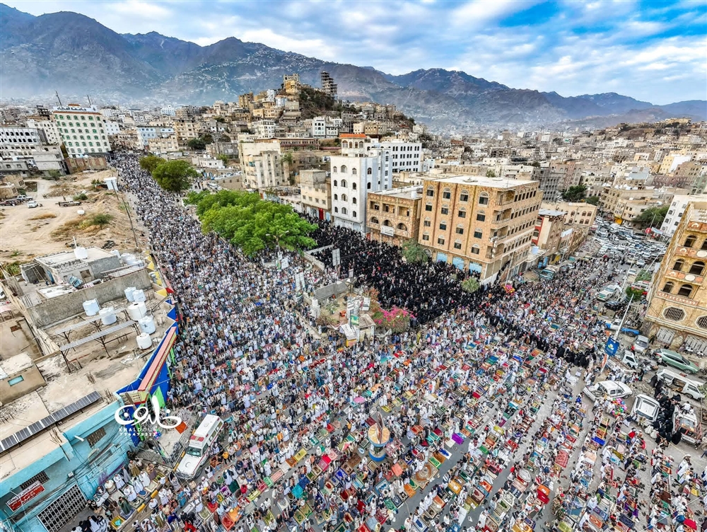 تعز.. خطيب العيد في ساحة الحرية يشدد على توحيد الجهود لاستكمال تحرير اليمن من مليشيا الحوثي