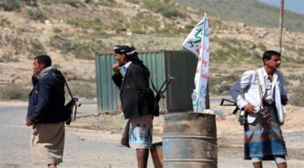مقتل مدني وإصابة آخر برصاص حوثيين في نقطة تفتيش بصعدة