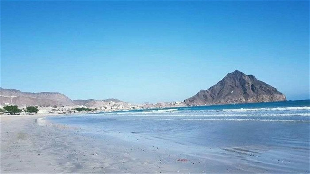 الأرصاد تتوقع طقسًا شديد الحرارة وأمطارًا رعدية في عدد من المناطق