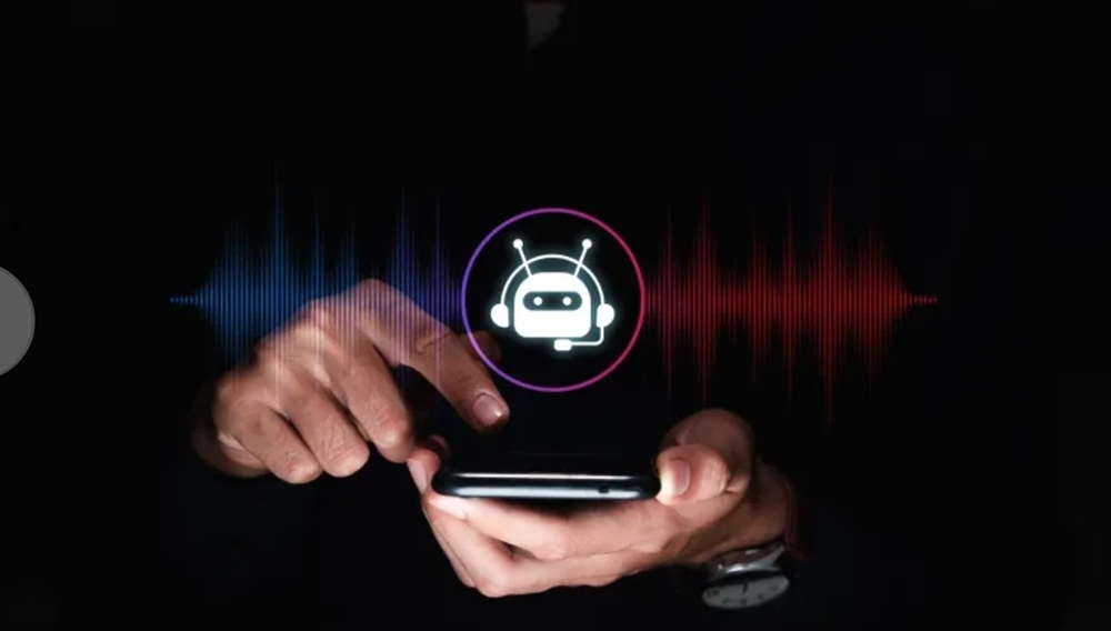 خلف الكاميرا والميكروفون.. علامات بسيطة تخبرك أن هاتفك يتجسس عليك