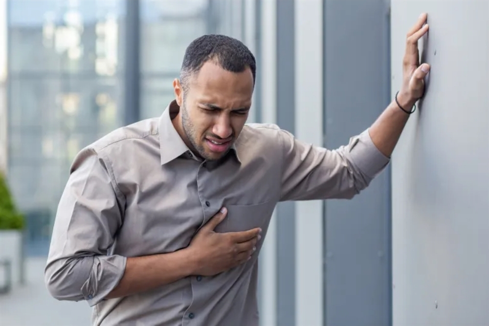 لماذا يكثر "موت الفجأة" بين الشباب؟ وكيف تحمي قلبك؟