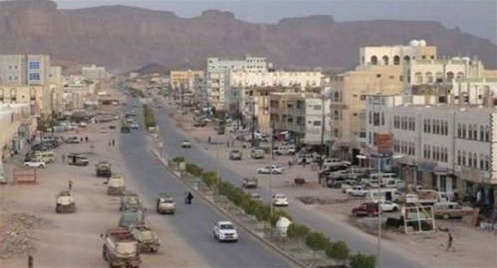 مسلحون يعتدون على مبنى النيابة في أبين