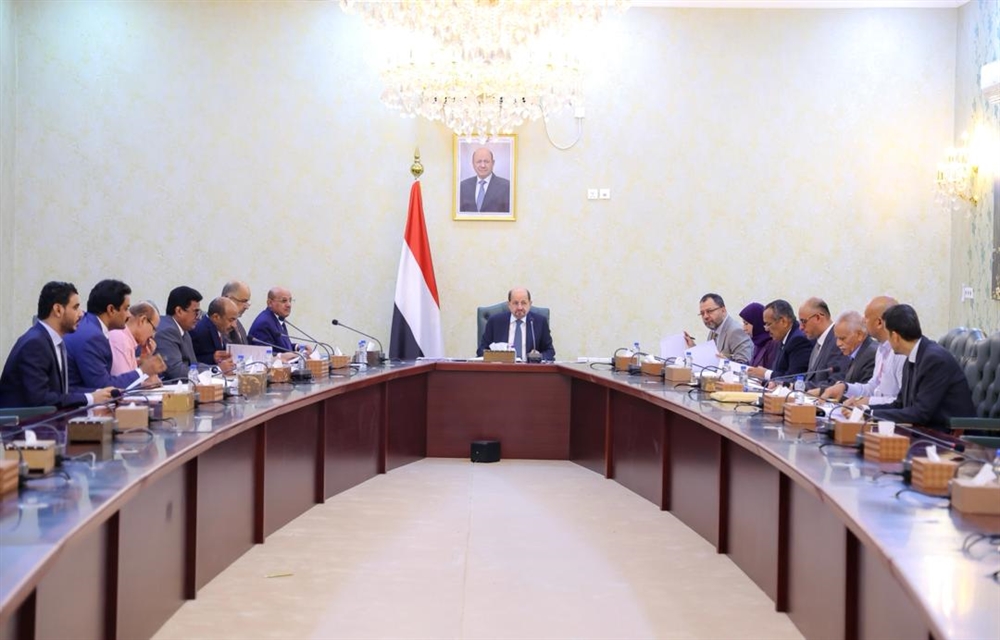 المجلس الأعلى للطاقة يقر حزمة قرارات لتحسين الكهرباء في عدن والمحافظات المحررة