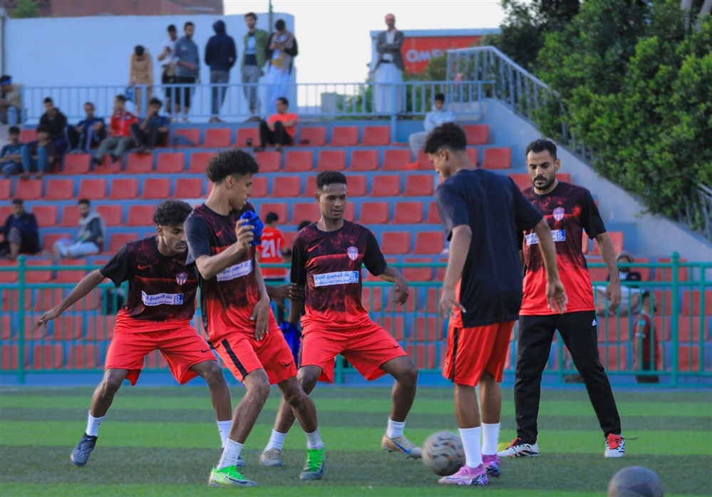 التنافش على الصدارة.. المكلا وشعب حضرموت في مواجهتين حاسمتين بالدوري اليمني الممتاز