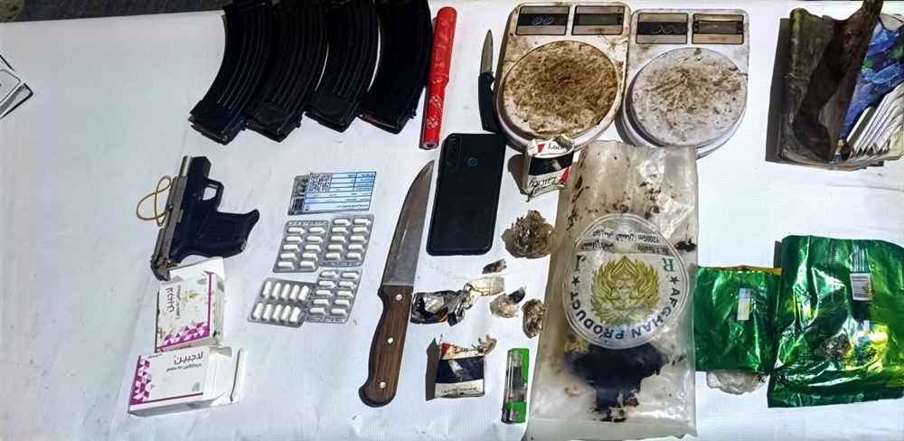 مكافحة المخدرات بساحل حضرموت تعلن ضبط كمية من الحشيش خلال عملية مداهمة