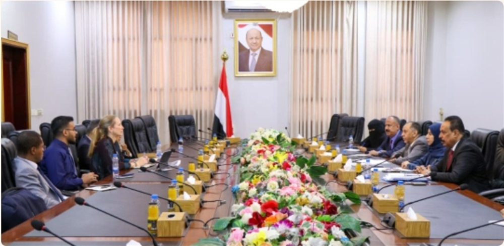 فريق حكومي يبحث مع البنك الدولي دعم النقل والطرق والتجارة