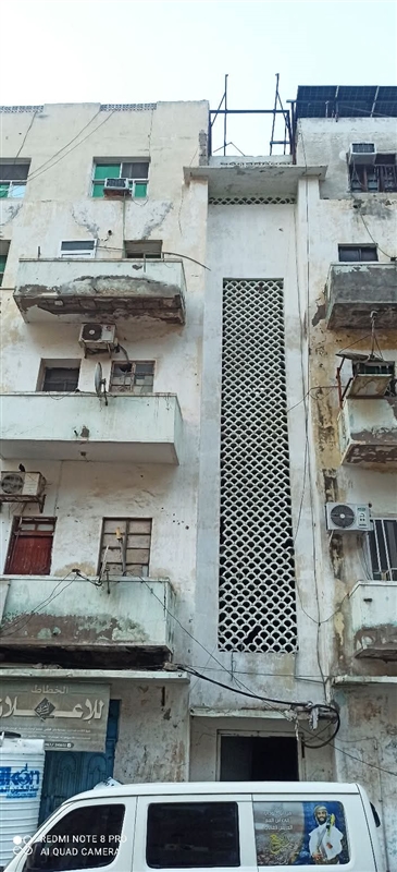 عائلة نائب رئيس جامعة عدن الأسبق تنفي رواية شرطة المعلا وتتهمها بتحريف الوقائع