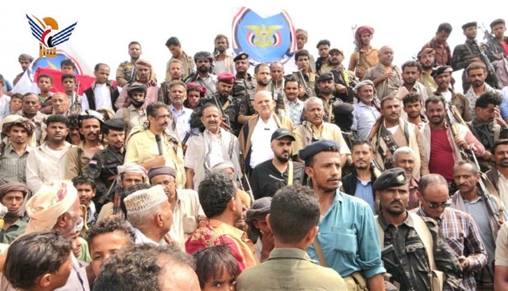 مسيرة جماهرية في الوازعية تطالب بفك حصار تعز واستكمال التحرير