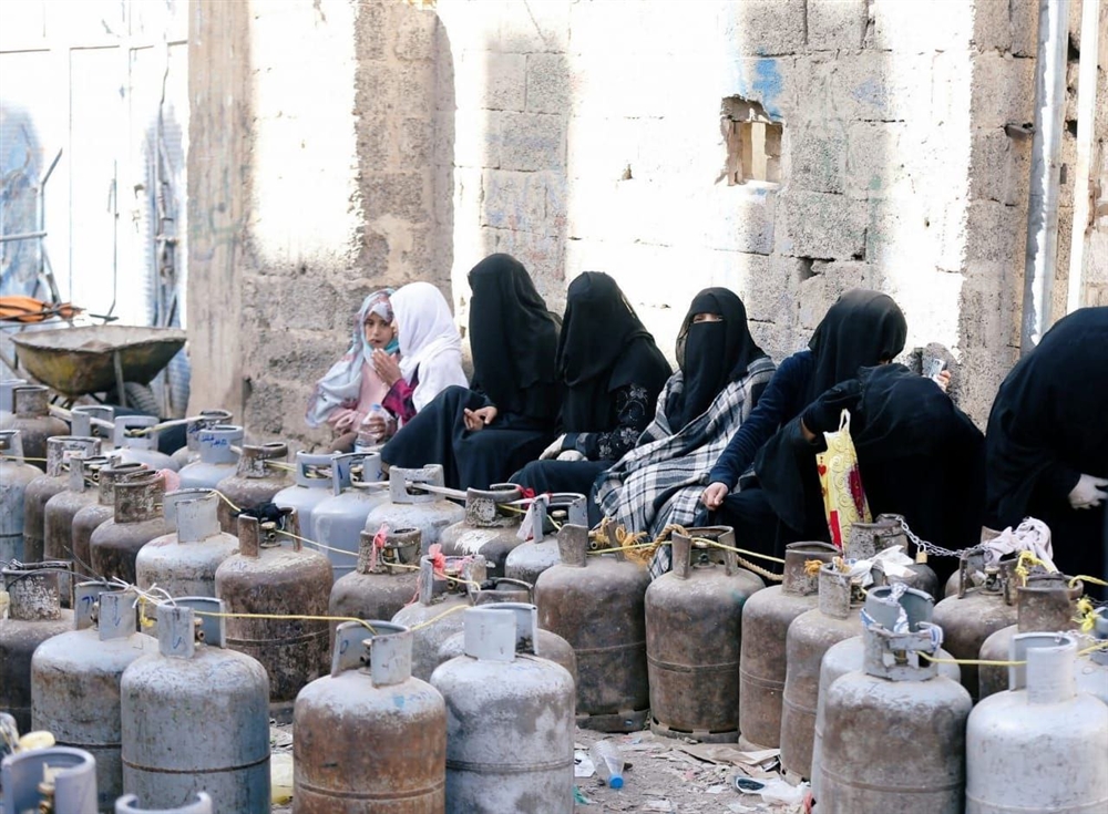 صنعاء.. أزمة غاز منزلـي وإغلاق عدد من محطات التعبئة