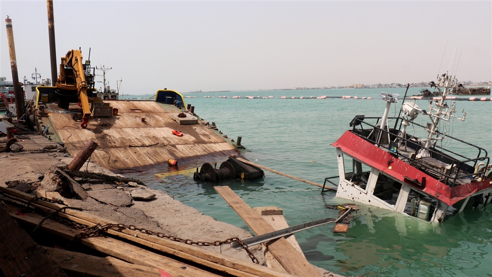 مدير ميناء المخا: القصف الحوثي قتل 7 أشخاص وكبّد الميناء خسائر بـ16 مليون دولار