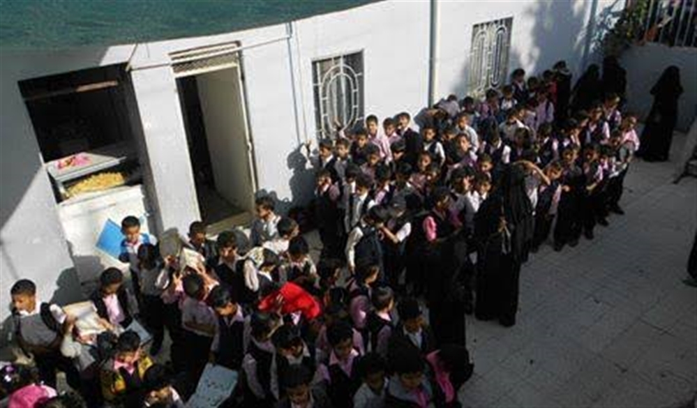 تعز.. أولياء أمور يطالبون بإغلاق المدارس الأهلية المخالفة للرسوم المعتمدة