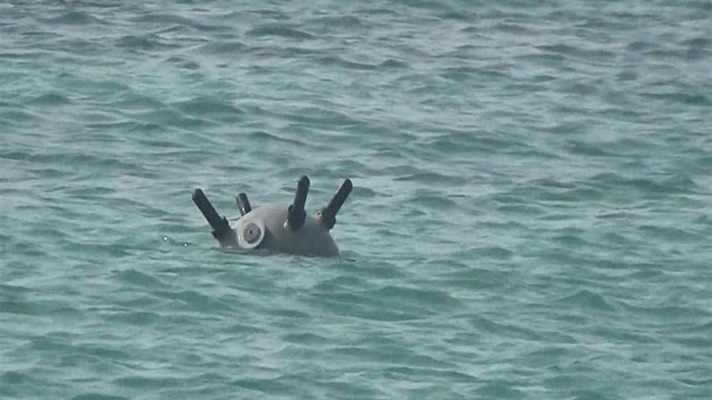 المقاومة الوطنية تعلن إزالة لغم حوثي وتدمير زورق مفخخ في باب المندب