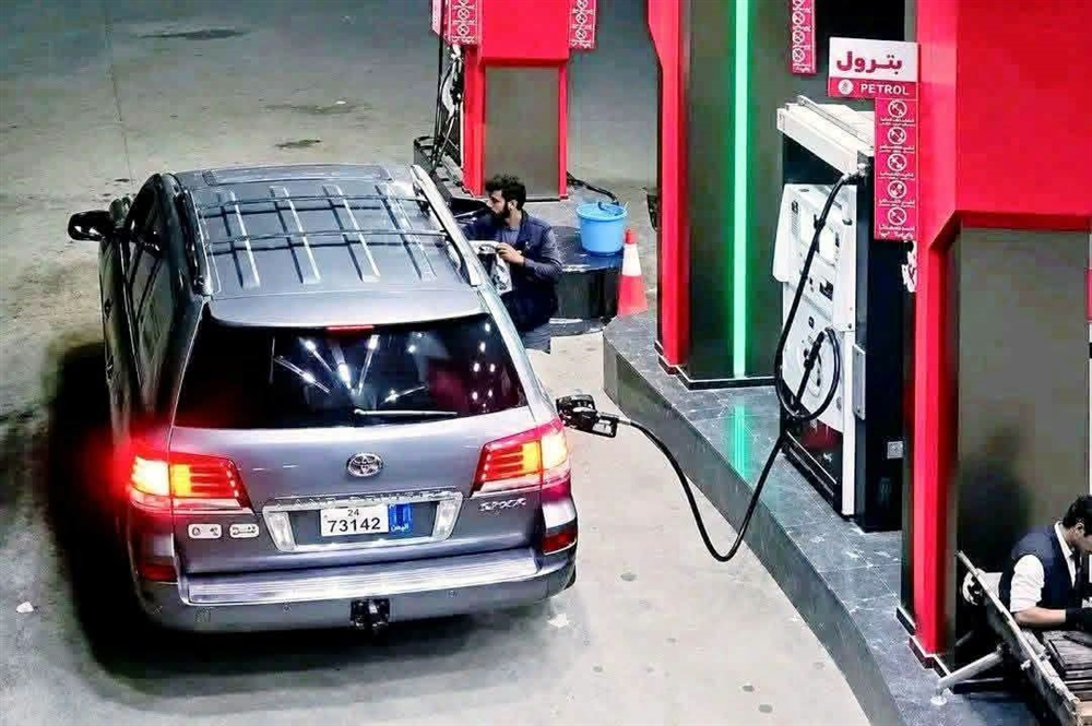 صنعاء.. تفاصيل وفاة عامل بمحطة وقود بعد سحبه بسيارة أثناء محاولته منع سائق من الفرار