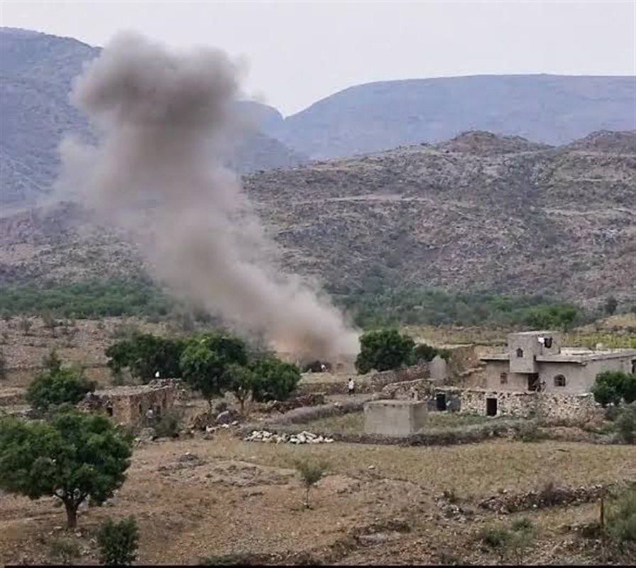 إصابة ثلاثة أطفال ومدني برصاص قناصة الحوثيين وشظايا غربي تعز
