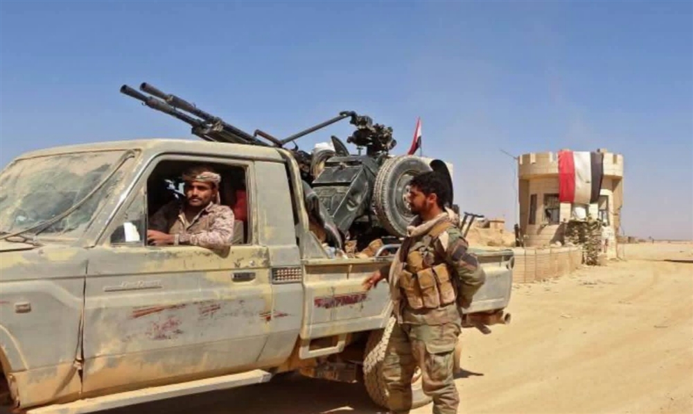 القوات المسلحة تدعو المواطنين لتجنب المرور بعدد من الطرق والمحاور في مارب والجوف
