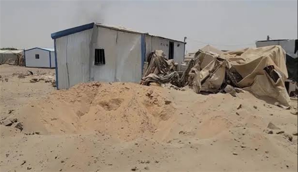 سياج تدين مقتل وإصابة 17 نازحًا بينهم 10 أطفال بقصف حوثي على مخيم في مأرب