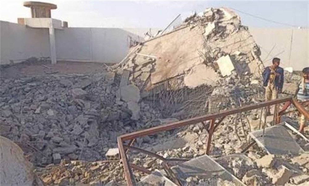 انتشال اكثر من 20 حثة و7 مفقودين في تفجير الحوثيين للسجن المركزي بالجوف