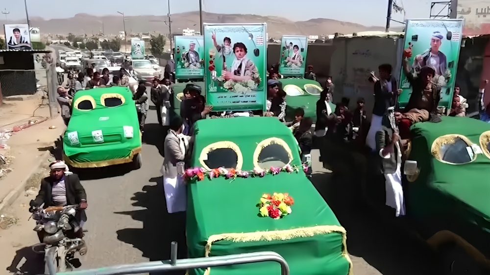 مليشيا الحوثي تشيع أكثر من 130 قتيلاً من عناصرها خلال أسبوعين