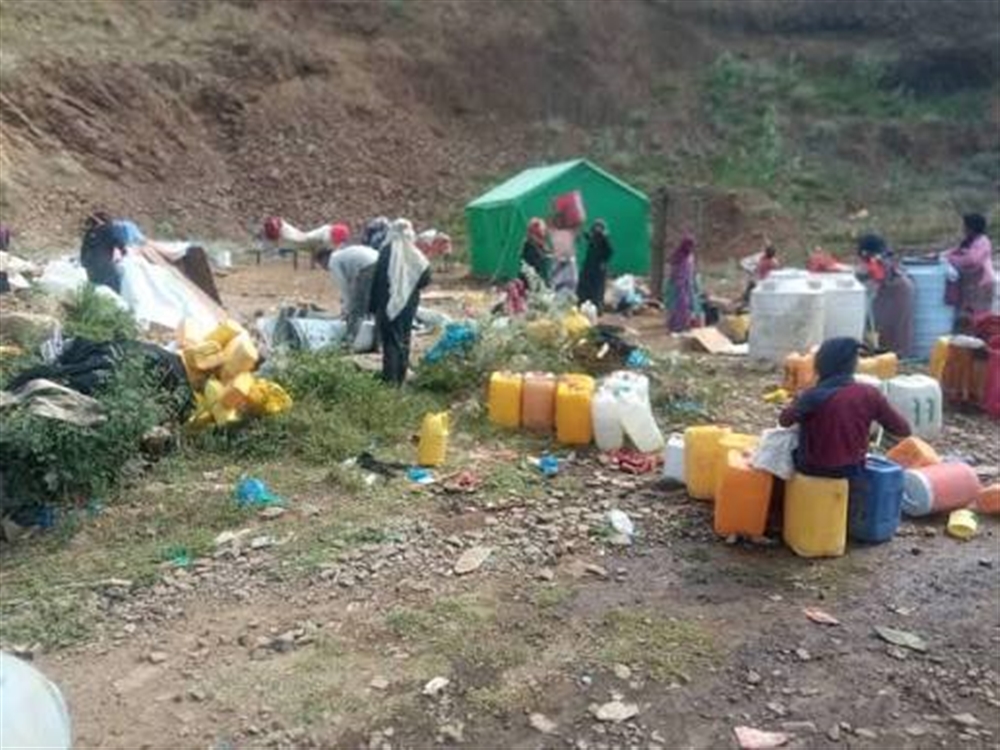 131 ألف نازح في أسبوعين.. التصعيد الحوثي يدفع اليمنيين للنزوح مجددا