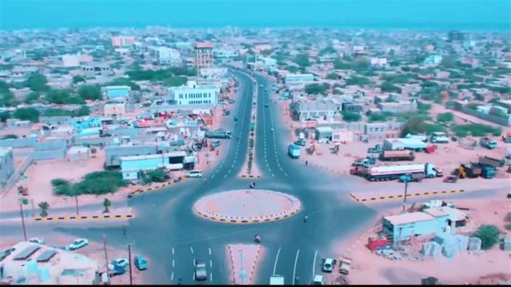 القوات الحكومية تعلن السيطرة على مدينة المخا غربي تعز بعد معارك مع مليشيا الحوثي